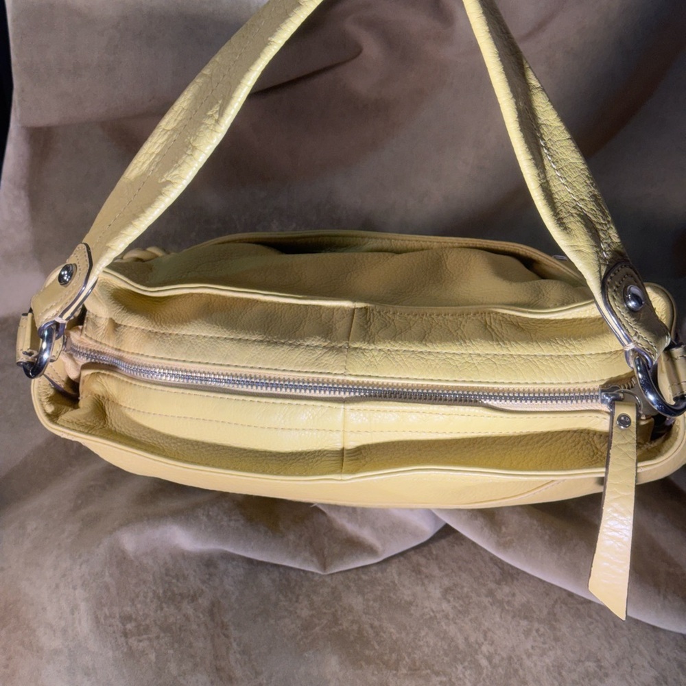 B. Makowsky Yellow Leather Hobo Shoulder Bag - Picture 3 of 13